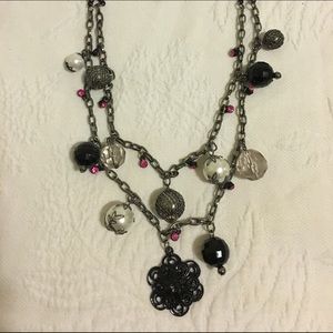 NWOT black layered pearl and rhinestone necklace